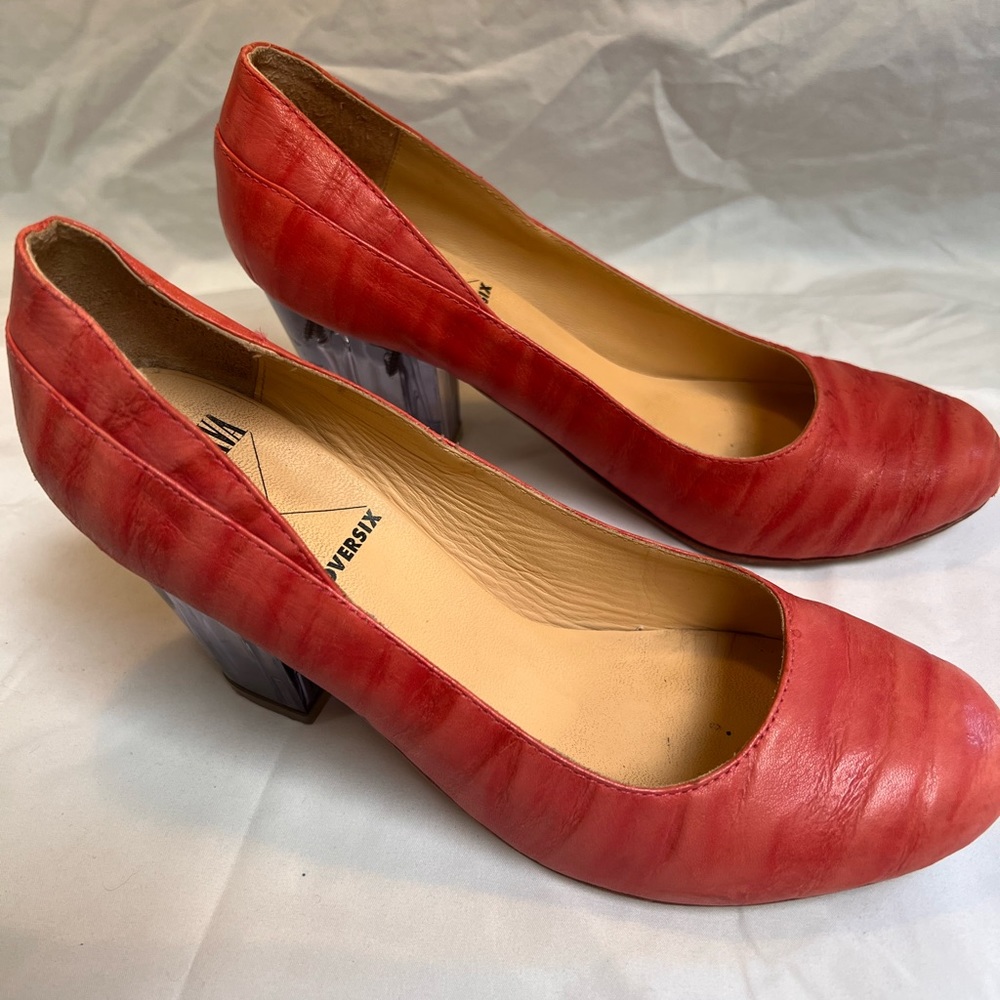 Vena Cava Ten Over Six coral pumps
